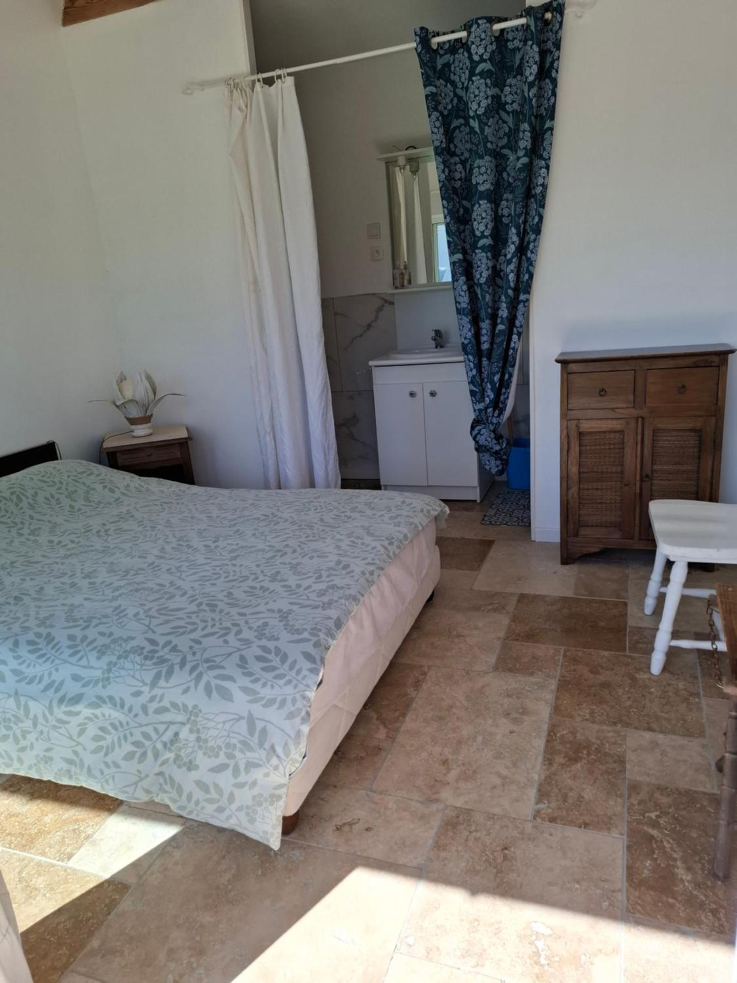 Chambre Lesparre-Medoc Luaran gambar